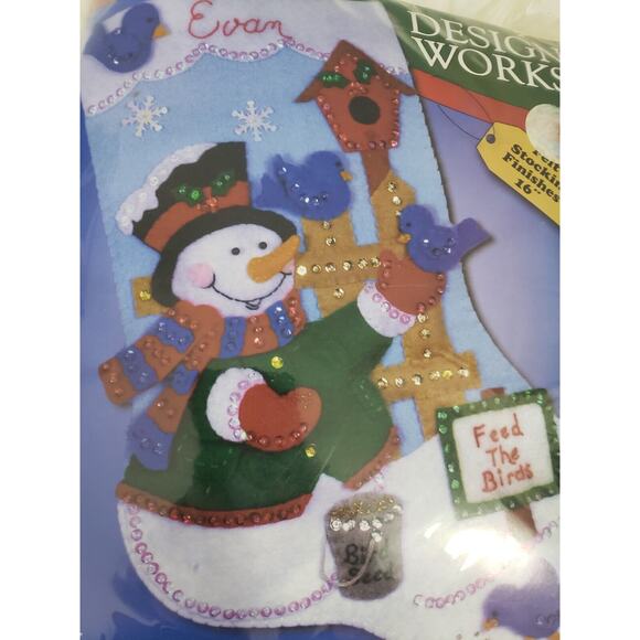 NEW Felt Embroidery Feed the Birds Snowman‎ Christmas Felt Stocking Sequin Kit - Picture 4 of 5